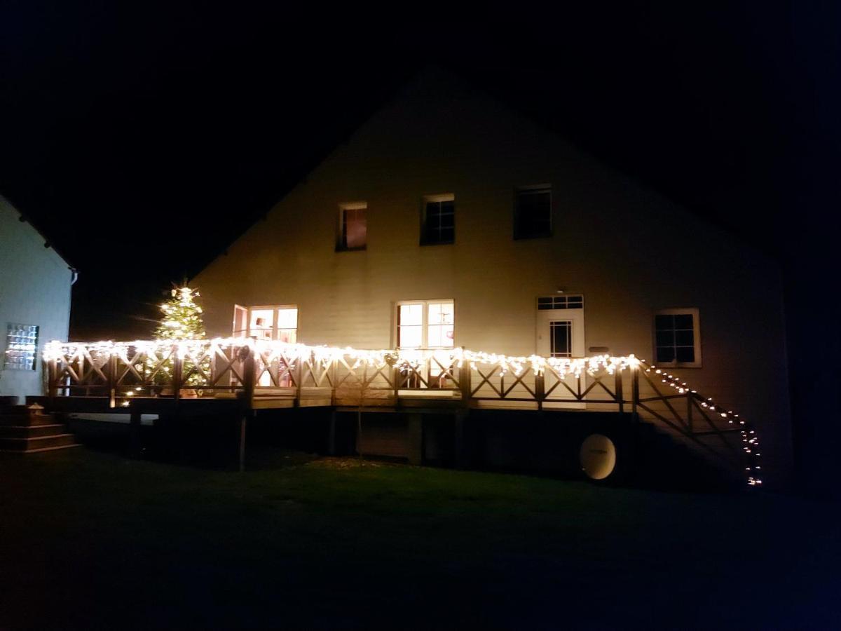 Joli Nid Au Coeur Des Ardennes Lägenhet Bièvre Exteriör bild
